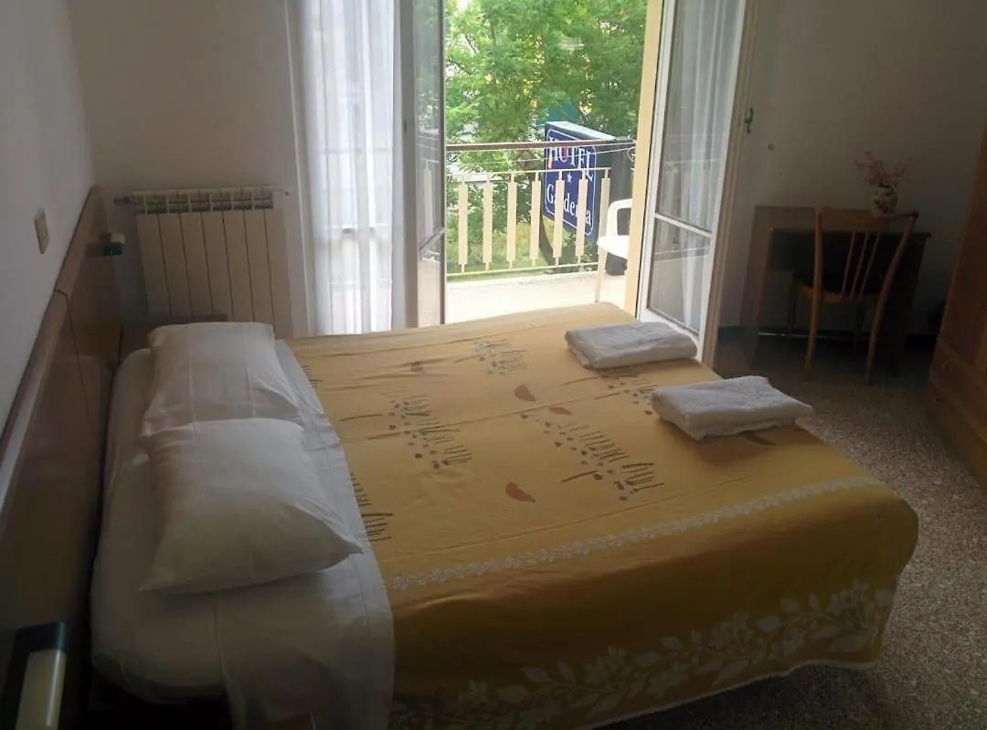 Hotel Pensione Gardenia Finale Ligure Italia